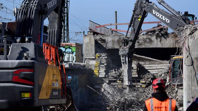 Sanierung: Bahn startet Instandsetzung von Eisenbahnüberführung