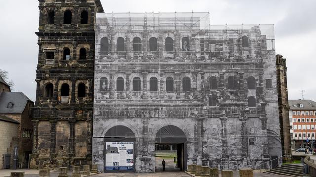 Antike Denkmäler: Bleibt sie schwarz? Wie die Porta Nigra saniert wird