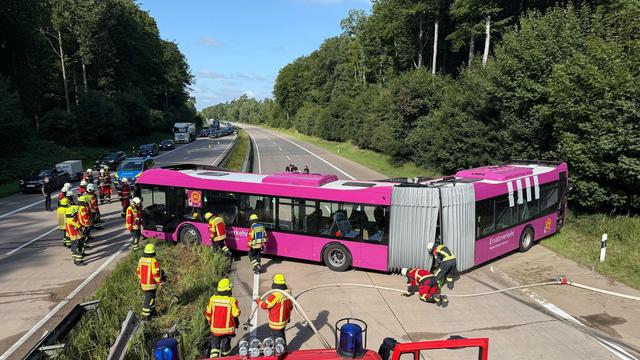 Unfälle: Ermittlungen nach Unfall von Ersatzverkehr-Bus eingestellt