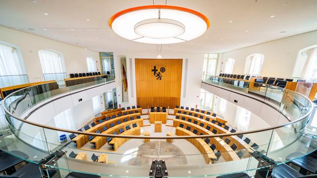 Was dürfen Beamte?: Landtagsausschuss befasst sich mit Sonderurlaub von Beamtin