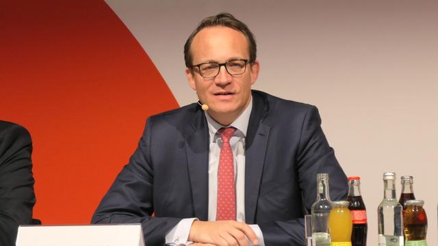 Energie: Milliarden-Investition: RWE hebt Dividendenziel deutlich an