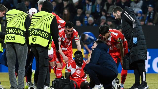 Europapokal: Schien- und Wadenbeinbruch: Mainzer Silas fällt lange aus