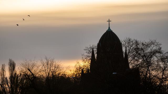 Glauben: Tausende Berliner 2025 aus Kirche ausgetreten