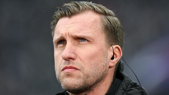 Fußball-Bundesliga: Frankfurts Sportvorstand Krösche weicht Zukunftsfrage aus