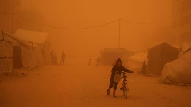 Orangefarbener Staub: Sandsturm zieht über Israel und Gazastreifen