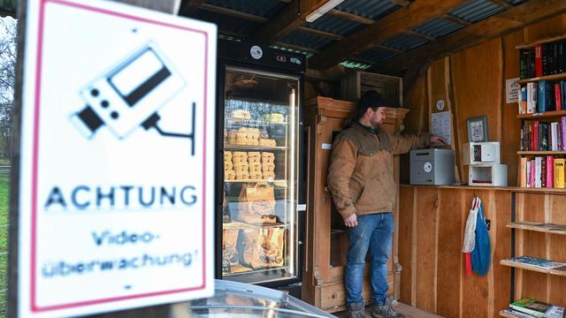 Landwirtschaft: Hofladen-Betreiber halten trotz Einbrüchen an Angebot fest