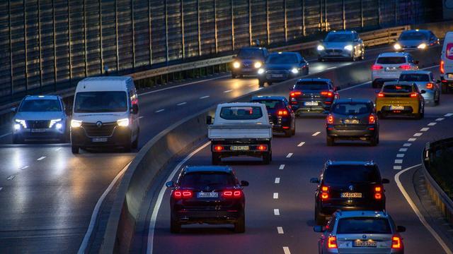 Arbeitsmarkt: Zahl der Pendler in Sachsen-Anhalt leicht gesunken