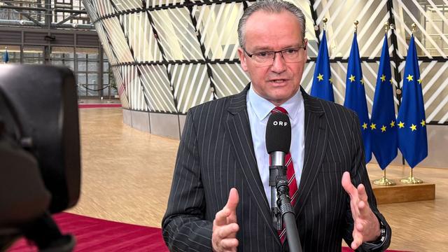 Zusammenarbeit mit Rechten: CDU fordert von Parteifreunden in Brüssel Aufklärung