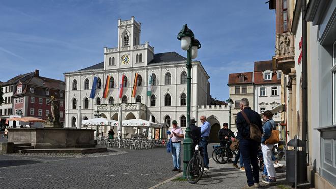 Bürgerbündnis Weimar: Weimarer Stadtrat streicht Geld für Bürgerbündnis (Illustration)
