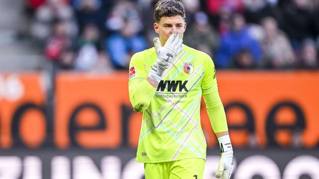 Fußball-Bundesliga: Augsburg braucht 