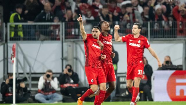 Europa League: Spieler, Trainer, Fans: Freiburg feiert 