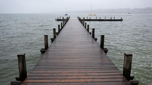 Starnberger See: Herrenloser Koffer löst Polizeieinsatz an Seepromenade aus