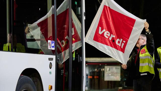 Tarifkonflikt mit Folgen: Warnstreiks schränken Nahverkehr erneut ein