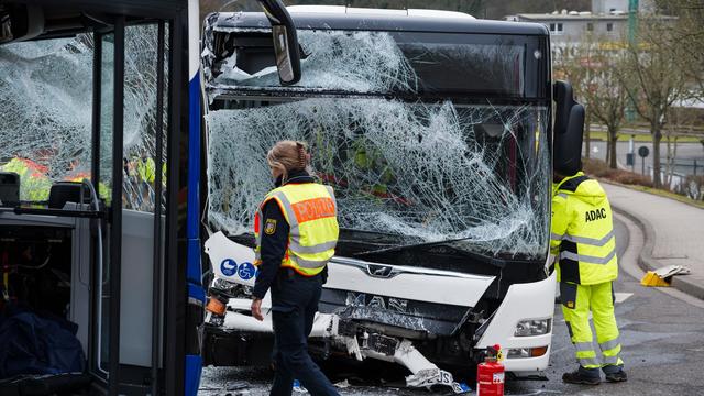 Staatsanwaltschaft Saarbrücken: Busfahrer nach Unfall mit 32 Verletzten angeklagt