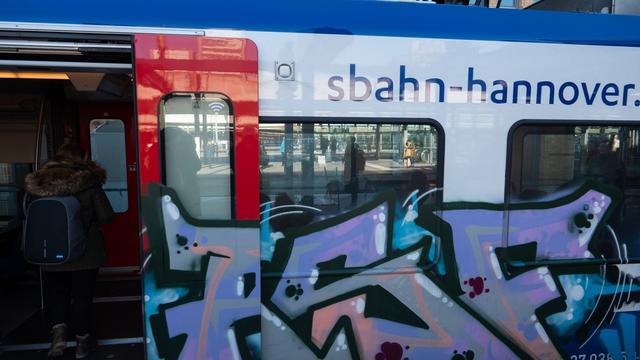 Nahverkehr: Oberleitungsstörung: Wo es bei der S-Bahn Hannover hakt