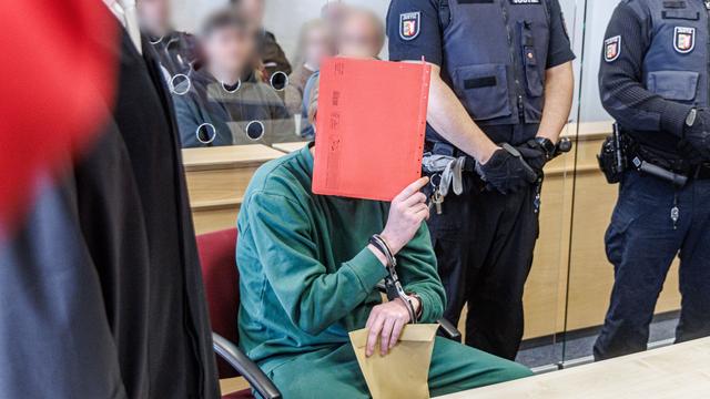 Kind verhungert: Prozess um toten Säugling - Erinnerungslücken bei Vater