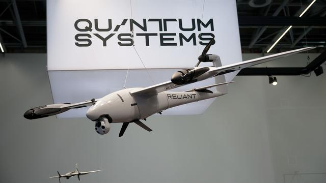 Kommerzielle Drohnen: Schnieder kündigt Luftraum-Gesetz für Drohnen an