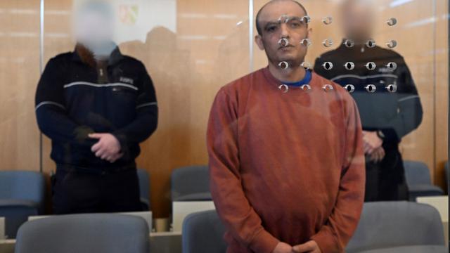 Messerangriff: Bielefelder Attentat: Rechtsmediziner bestätigt Lebensgefahr