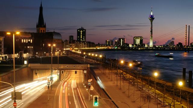 Verkehr: Düsseldorfer Rheinufertunnel für vier Wochen gesperrt