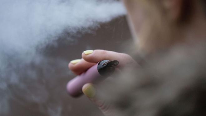 elfbar elfa kaufen Drogentote: LKA warnt nach Todesfällen vor Opioid-Vapes in Bayern