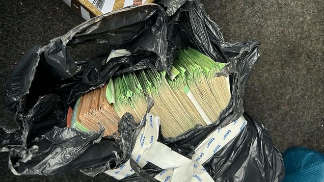 Kriminalität: Gegen den Mann wird nun wegen Geldwäsche ermittelt. (Symbolbild)