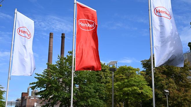 Konsumgüter: Henkel kauft für 1,4 Milliarden US-Dollar den US-Shampoo-Hersteller Olaplex. (Archivbild)