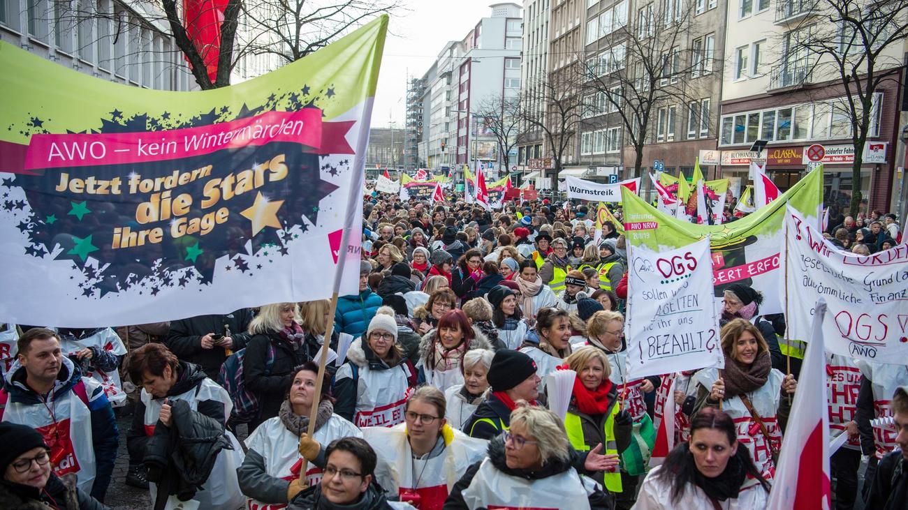 Neuer Anlauf zur Einigung: Vorerst keine Warnstreiks bei der Awo - Tarifrunde gestartet