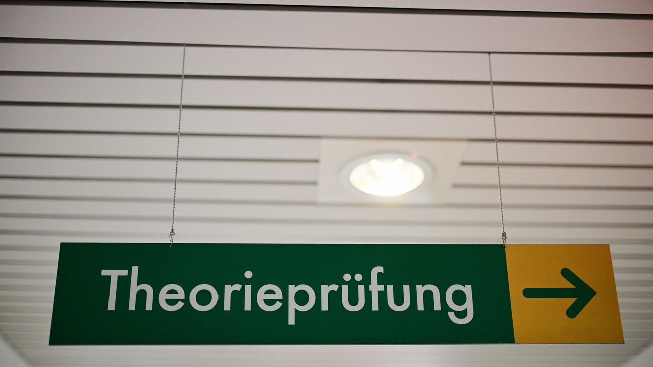 Spicken in der Fahrprüfung: Zahl der Betrugsversuche bei Führerscheinprüfung steigt