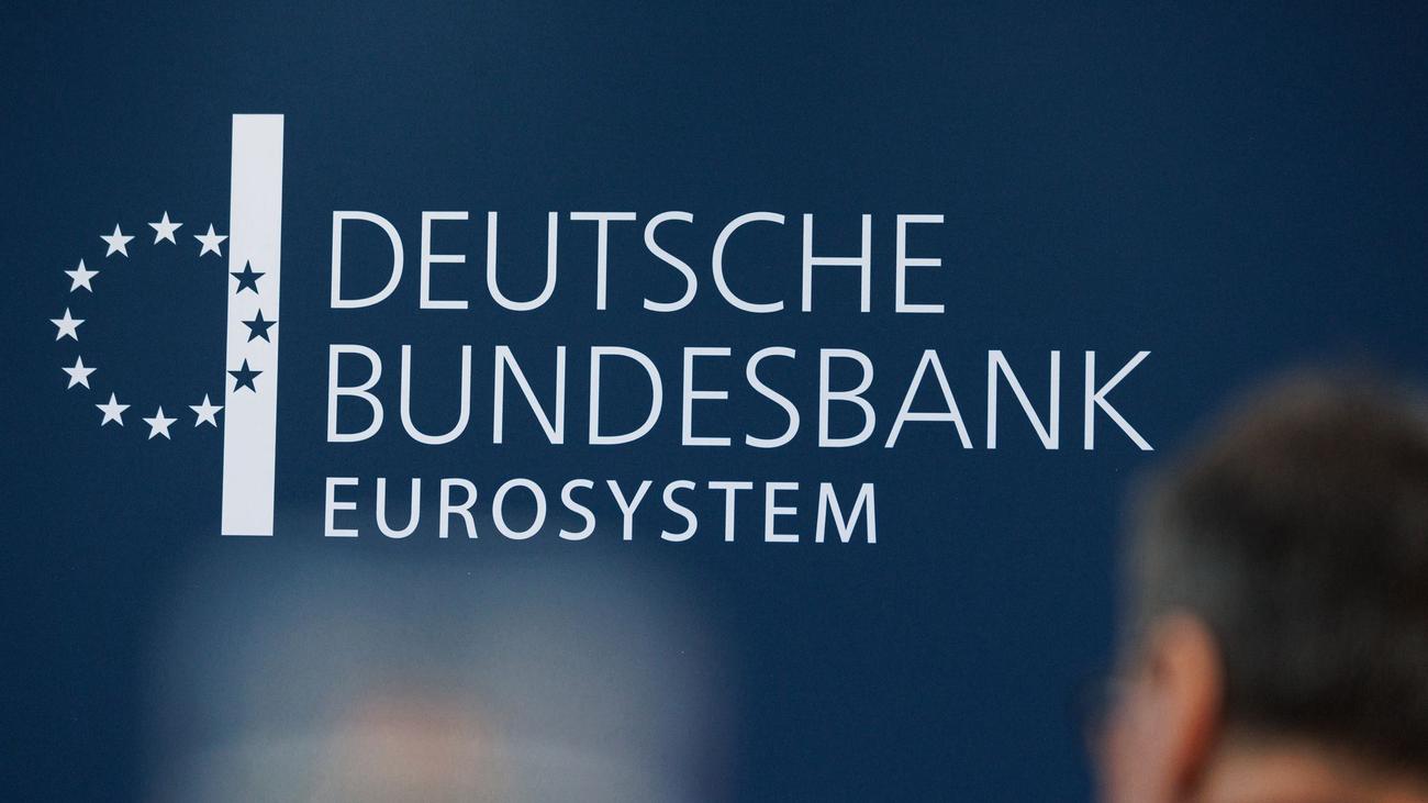 Finanzen: Bundesbank: Staatsschulden um 144 Milliarden Euro gestiegen