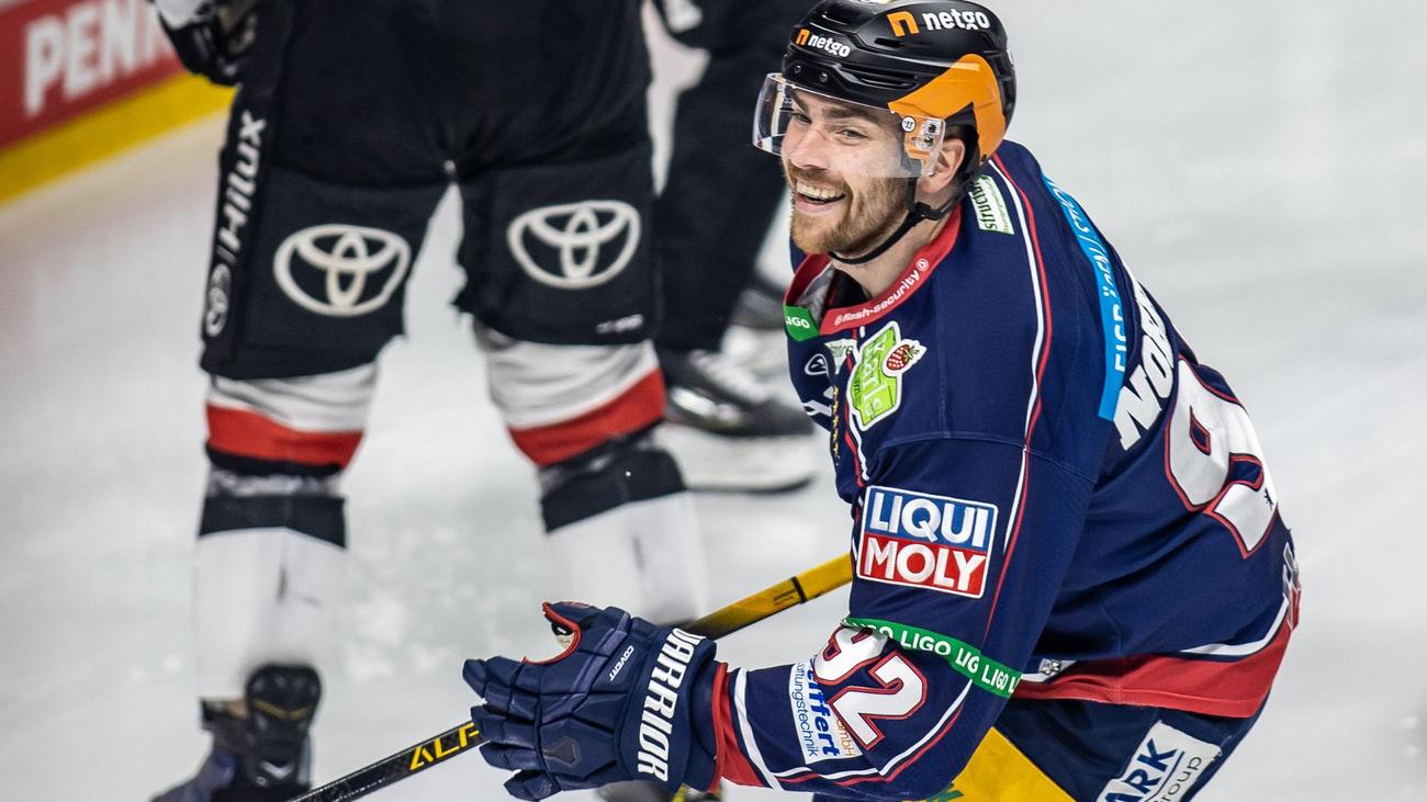 Deutsche Eishockey Liga: Eisbären gewinnen viertes Viertelfinale gegen Straubing