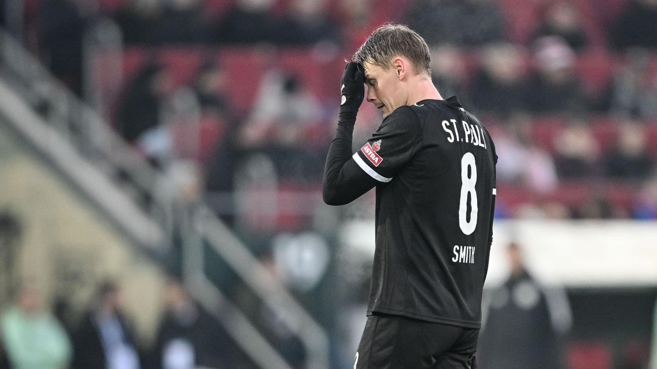 Fußball-Bundesliga: FC St. Pauli vorerst ohne Verteidiger Smith