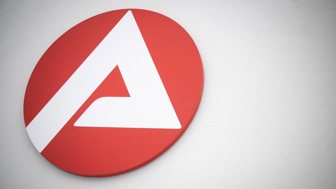 Frühjahrsbelebung: Zahl der Arbeitslosen im März leicht gesunken