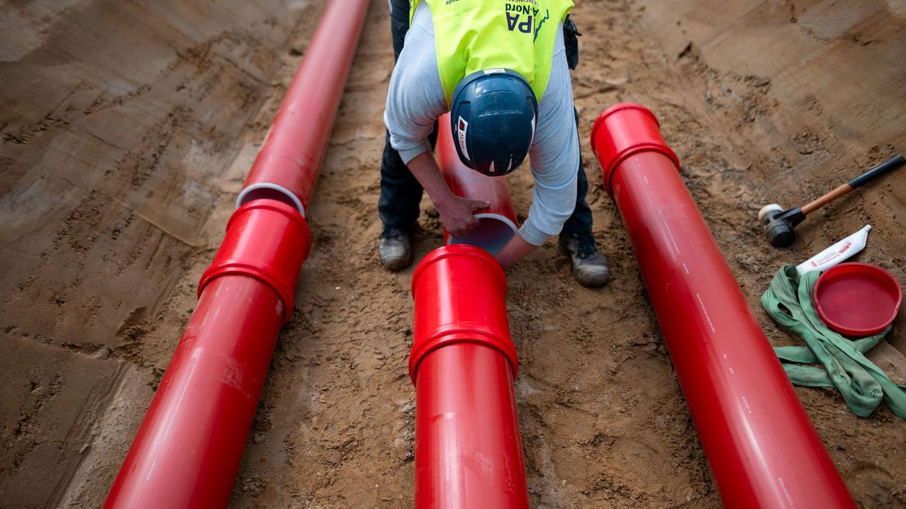 Energiewende: Amprion: Neue Stromautobahnen werden Engpasskosten senken