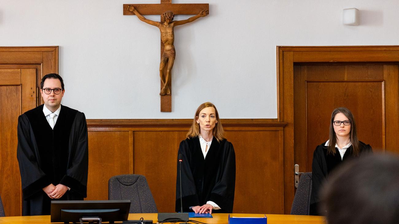 Tat nach Tankstellenüberfall: Polizist getötet: Gericht hält 19-Jährigen für schuldunfähig