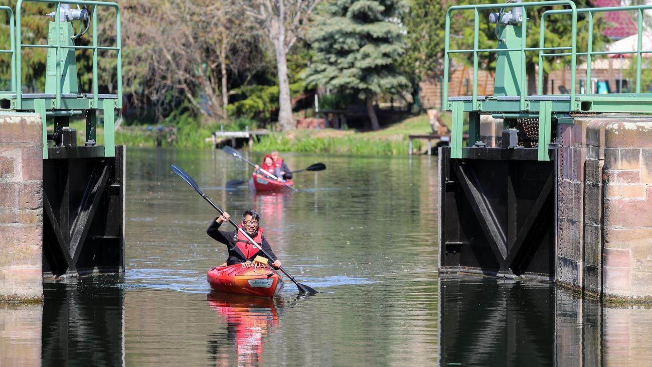Wassertourismus: Saisonstart - Schleusen an Saale und Unstrut wieder nutzbar
