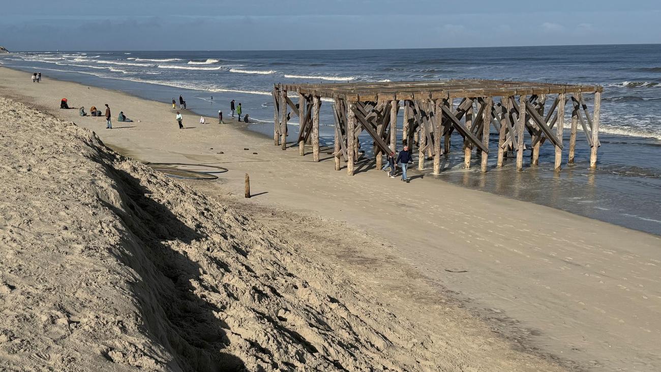 Tourismussaison: Sand fehlt – Norderneys Badestrand an Weißer Düne schrumpft