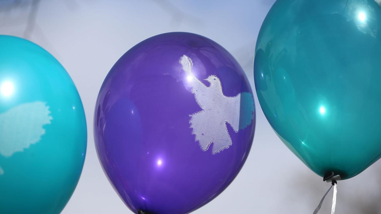 Friedensdemonstrationen: Hunderte Teilnehmer bei ersten Ostermärschen