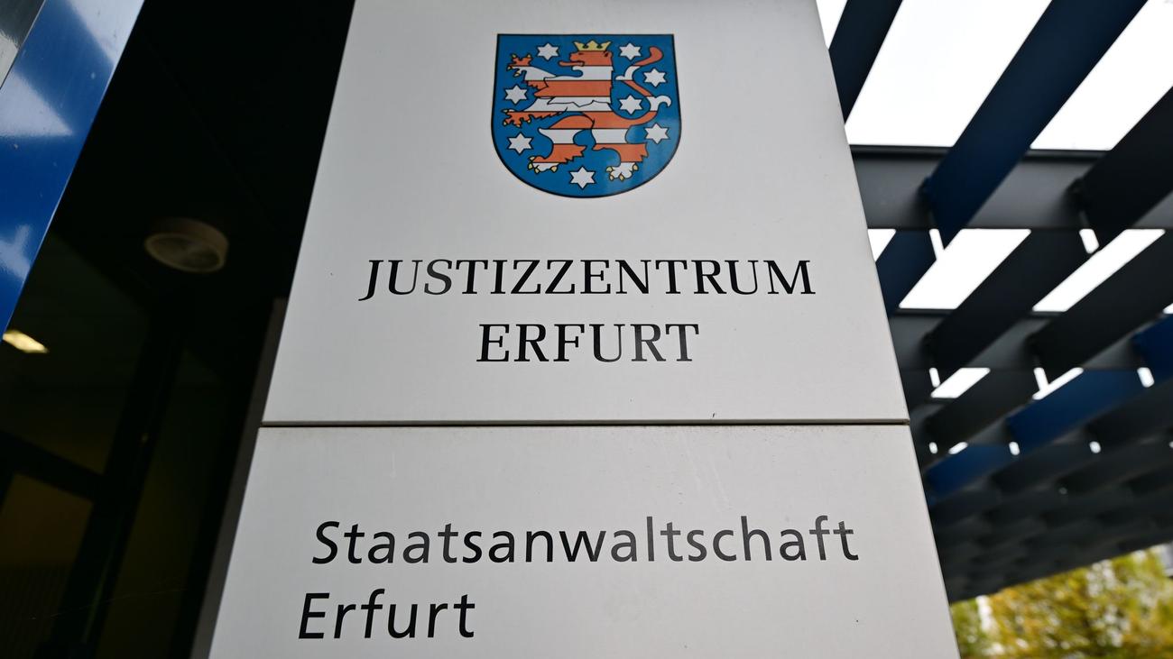 Verdacht der Vorteilsgewährung: Mallorca-Einladung: Verfahren gegen Minister Schütz beendet