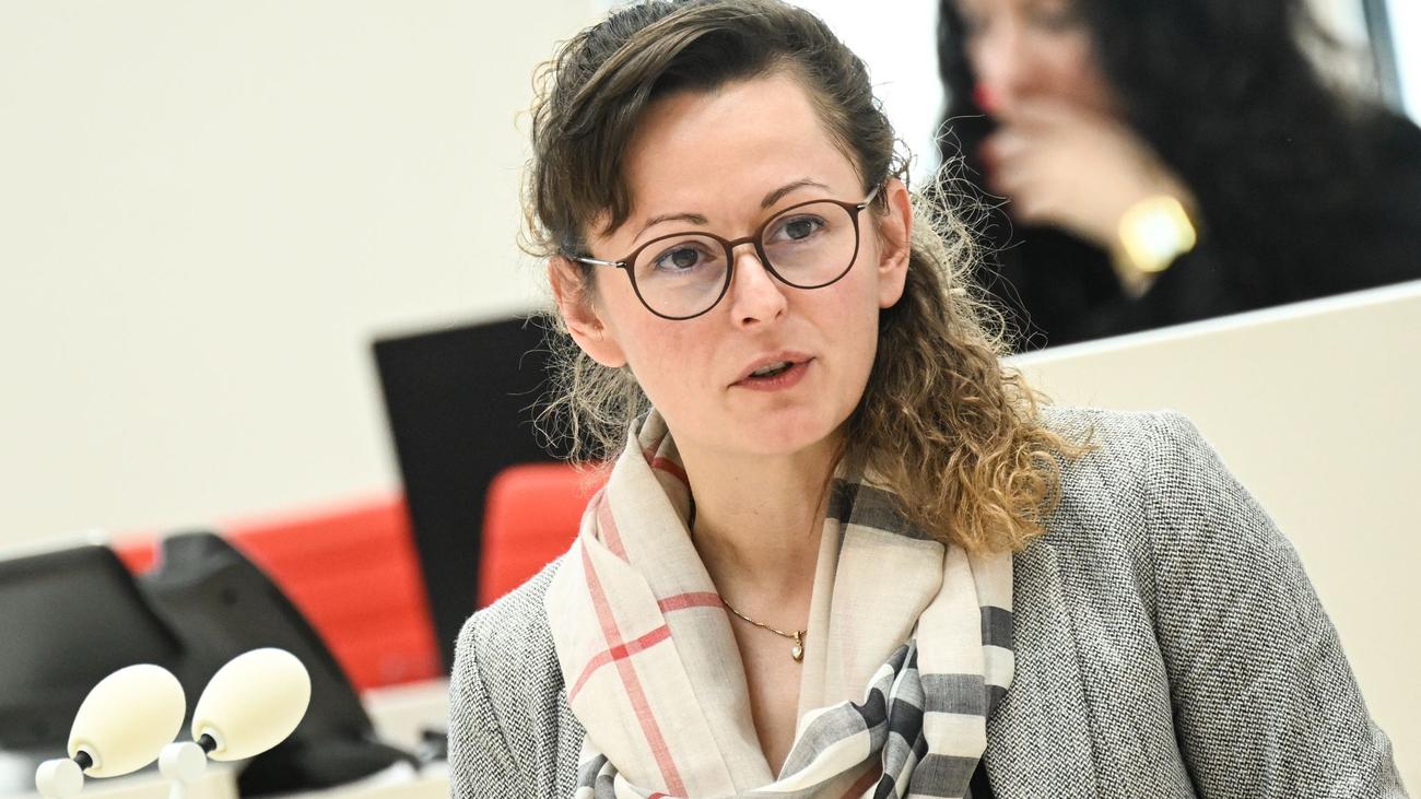 Newcastle Krankheit: Tierseuche trifft Geflügel - Ministerin hofft auf Beruhigung