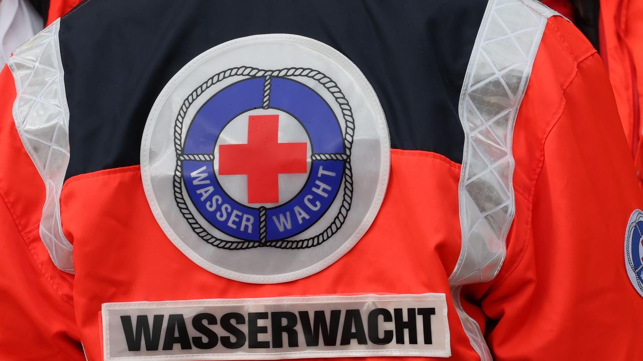 Rettungsschwimmer: Badesaison: Mancherorts fehlen in Sachsen Rettungsschwimmer