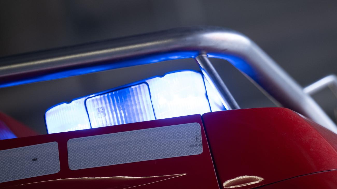 Brände: Brand auf Deponie in Cottbus dauert an