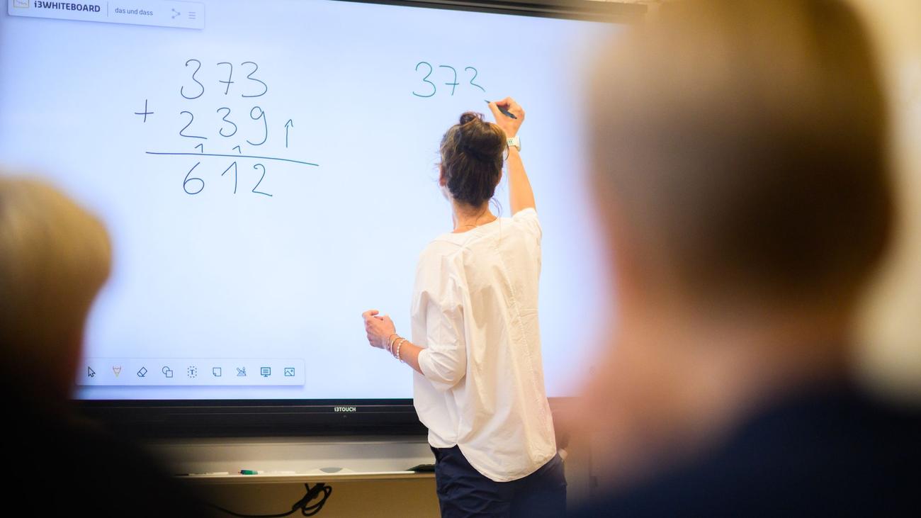 Wie gelingt Bildung?: FDP: Verbeamtung von Lehrkräften abschaffen