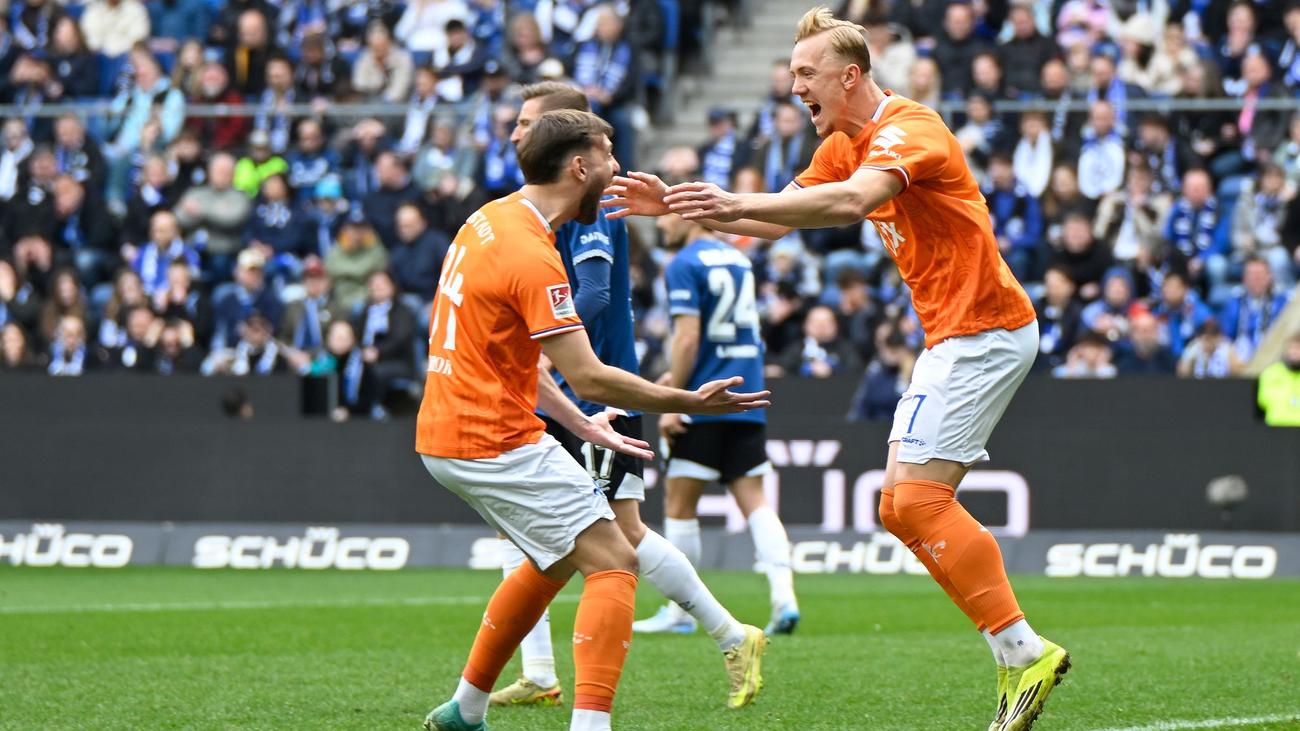 2. Fußball-Bundesliga: Jubel auf der Alm: Bielefeld dreht Spiel gegen Darmstadt