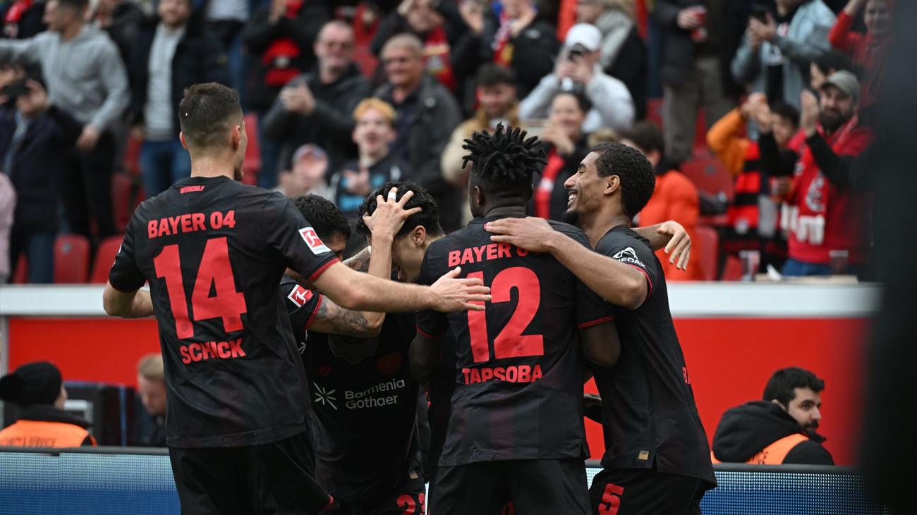 Fußball-Bundesliga: Leverkusen gelingt wildes 6:3-Comeback gegen Wolfsburg