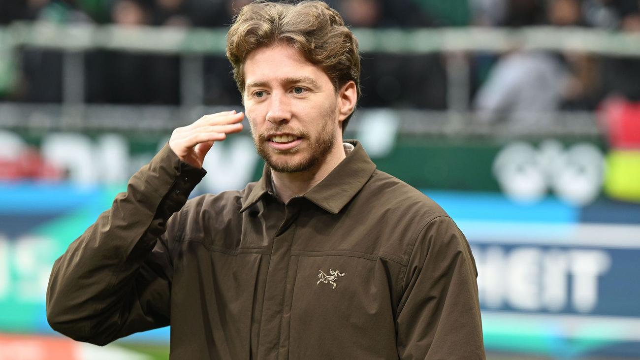 Fußball-Bundesliga: Werder-Profi Weiser kritisiert seinen Club deutlich