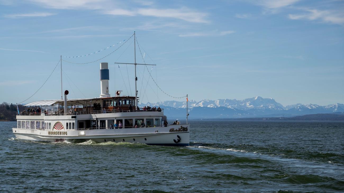 Saisonbeginn: Bayerische Seenschifffahrt startet bei Kaiserwetter