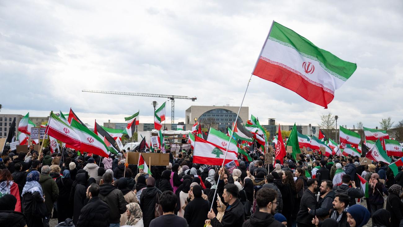 Naher Osten: Hunderte demonstrieren in Berlin gegen USA und Israel
