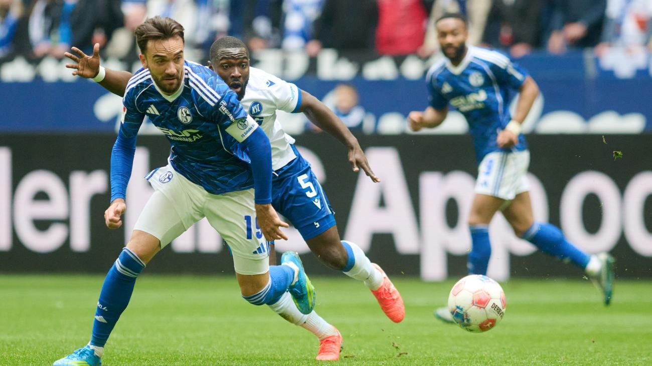 2. Fußball-Bundesliga: Karaman trifft per Kopf: KSC verliert auf Schalke