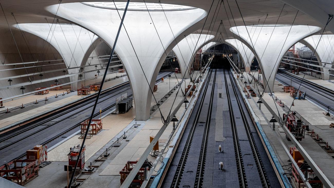 Bahnprojekt: Mehrere Zehntausend Menschen auf der Stuttgart-21-Baustelle
