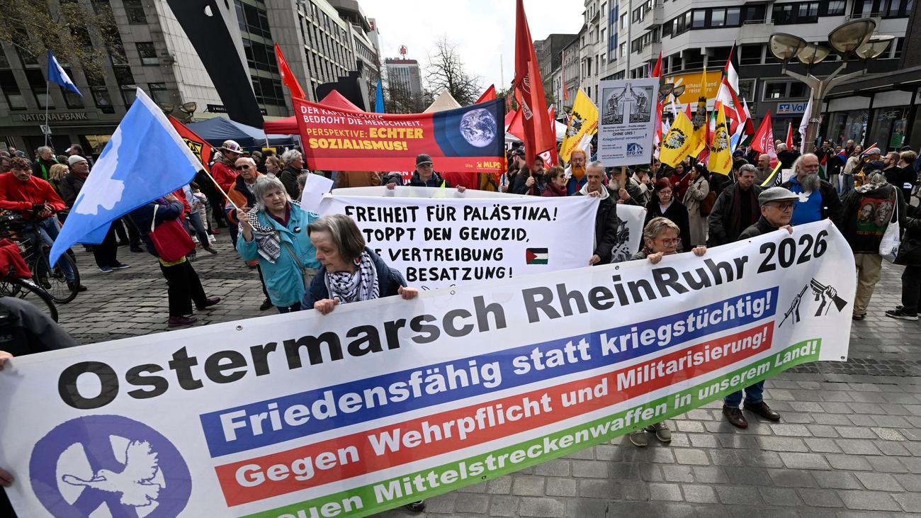 Friedensbewegung: Zehntausende demonstrieren bei Ostermärschen für Frieden